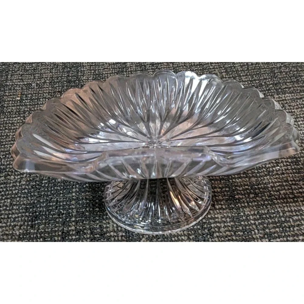 Vintage Celebrity MCM Clear Acrylic Soap Dish Starburst Pattern USA